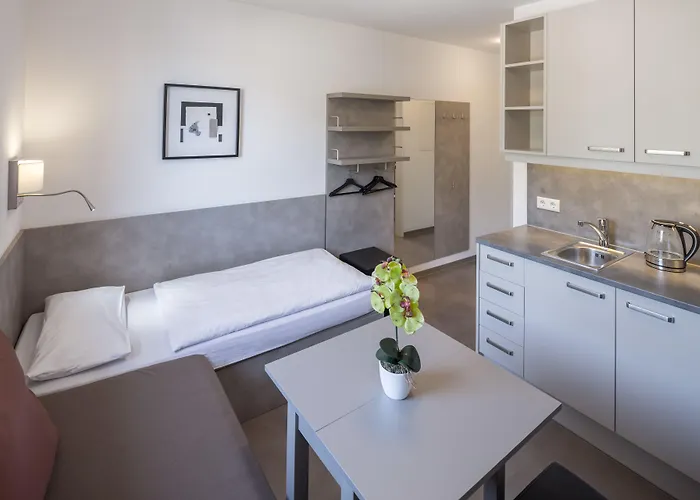 Hotel apartamentowy Trio 4*