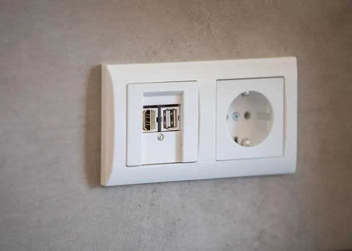 Trio Hotel apartamentowy 4*